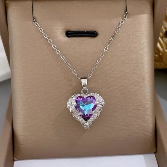 Absolutely stunning necklace purple/blue - Picture 6 of 6